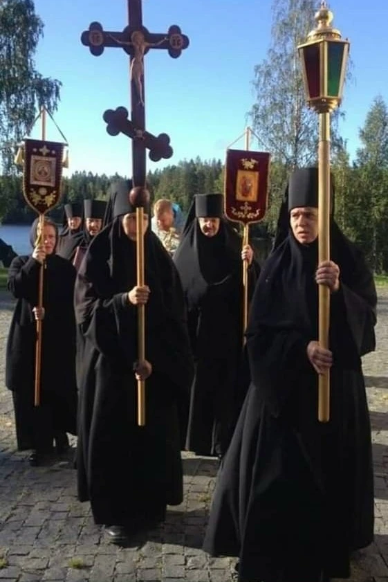 Верующие, как и неверующие, встревожены в наши дни неустойчивостью браков и горем, кото...