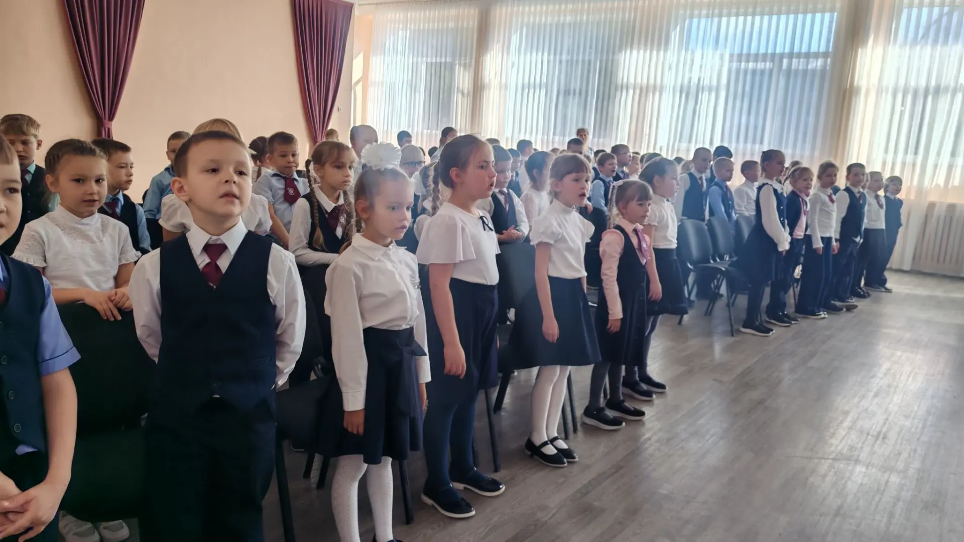 Посвящение в орлята: первоклассники вступили в ряды «Орлят России»! 🦅✨