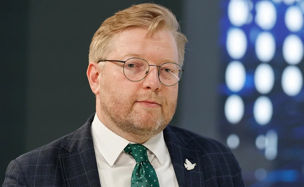 Председателя «Яблока» оштрафовали на тысячу рублей за мелкое хулиганство. Он написал ло...