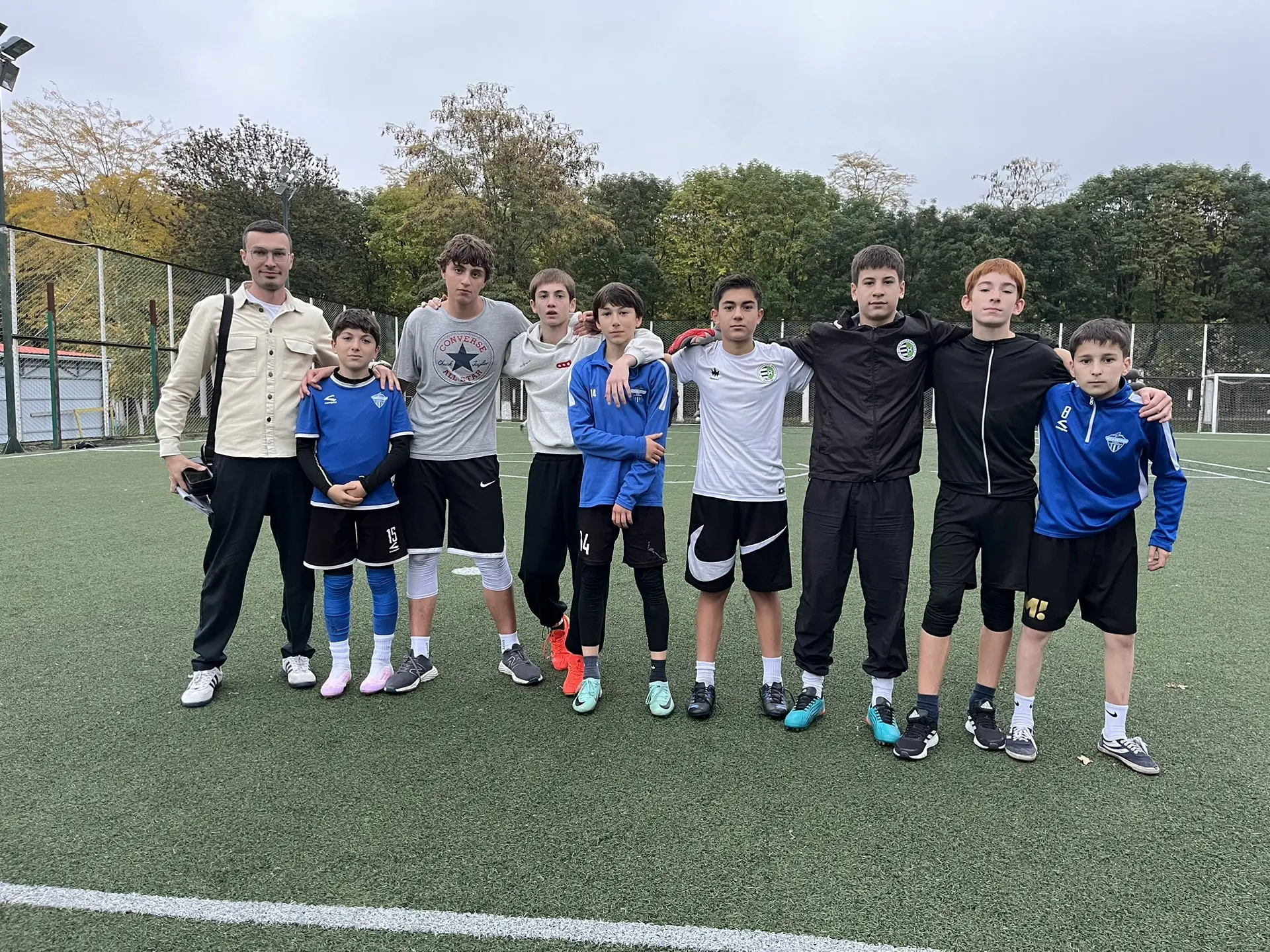 📍15 октября 2026 года стадион «Спартак» в Нальчике стал ареной настоящих футбольных ст...