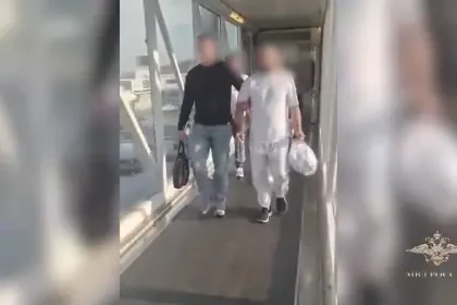 Ну что, господа экстрадированные, пора домой, в Россию-матушку! Компетентные органы Объ...