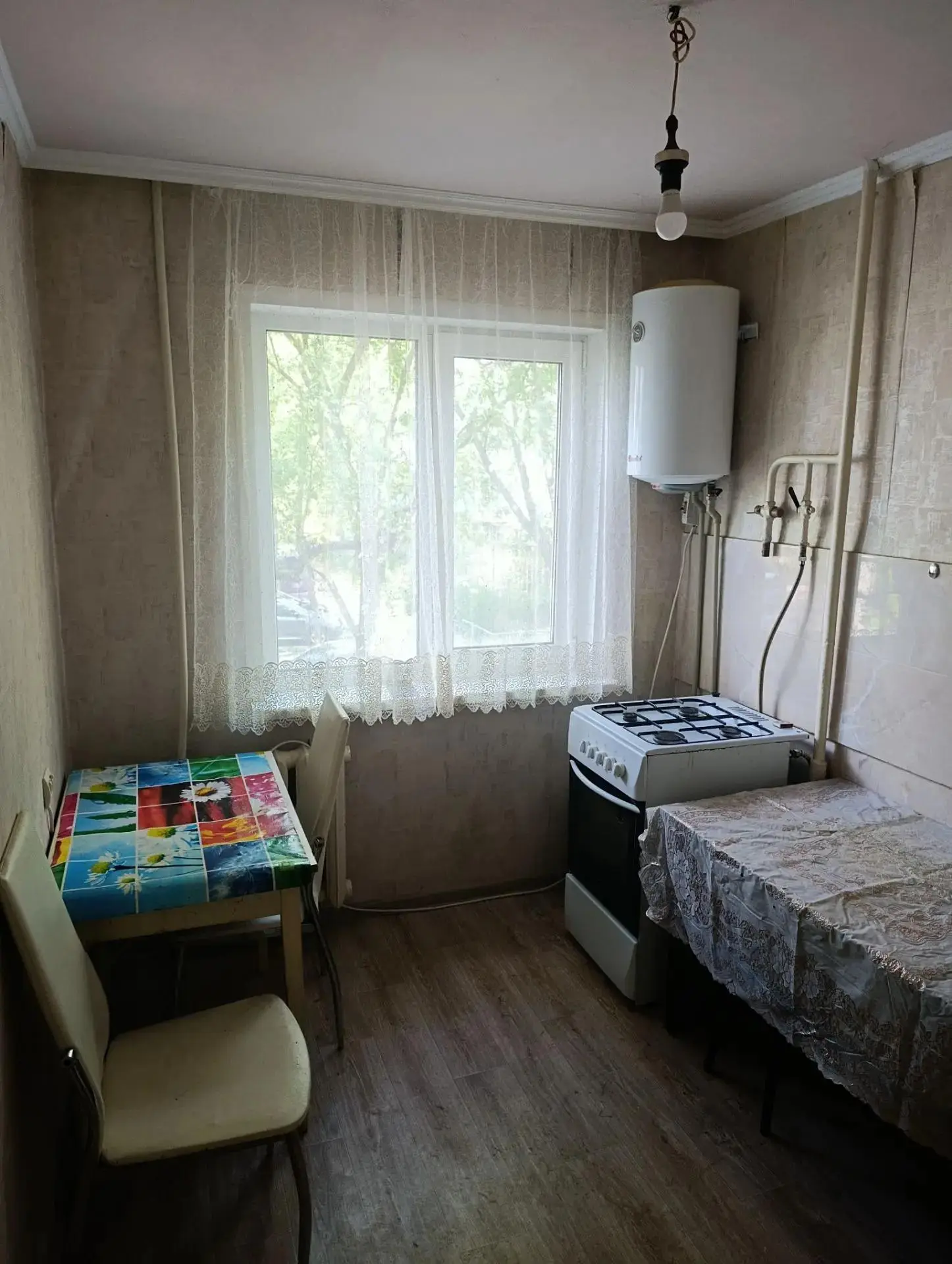 Продам 2-комнатную квартиру в Калининском районе