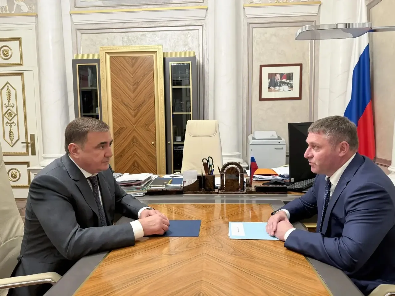 Александр Шуваев провёл рабочую встречу с помощником Президента Российской Федерации Ал...