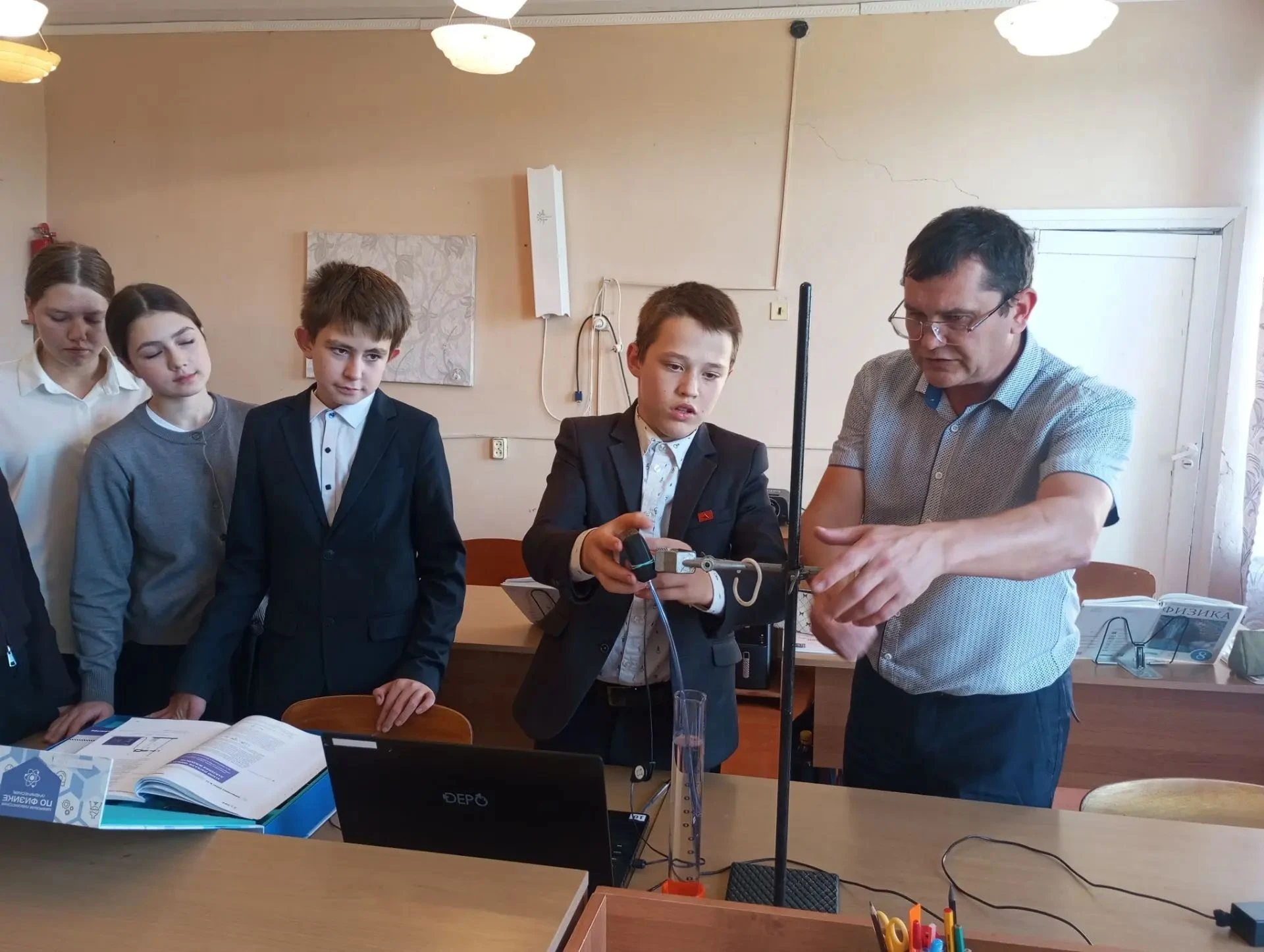 В Радищевском районе по программе "земский учитель" работает новый педагог