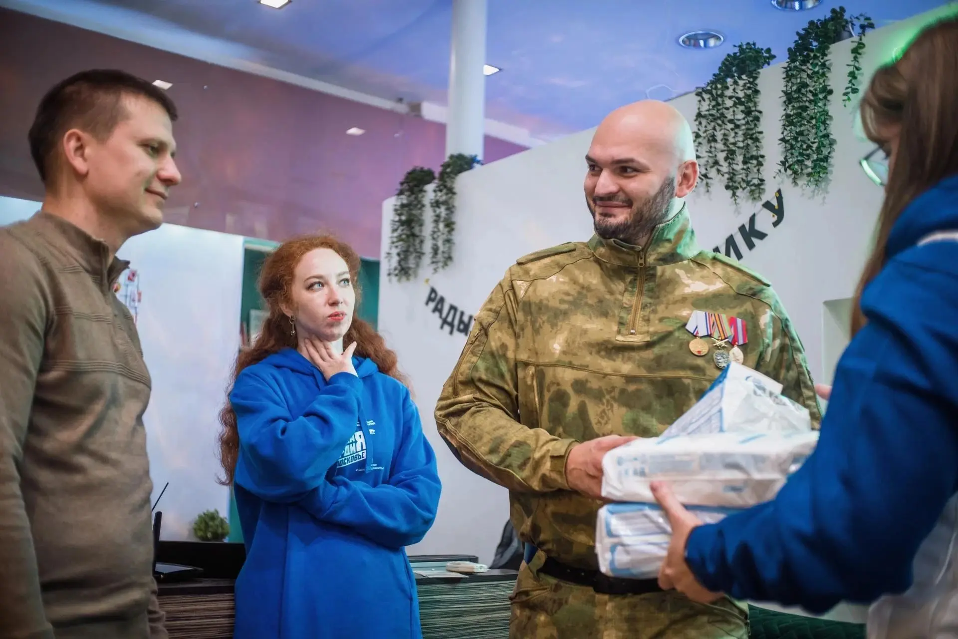 Люберецкий депутат передал гуманитарную помощь в Центр реабилитации животных «РеЛапки»