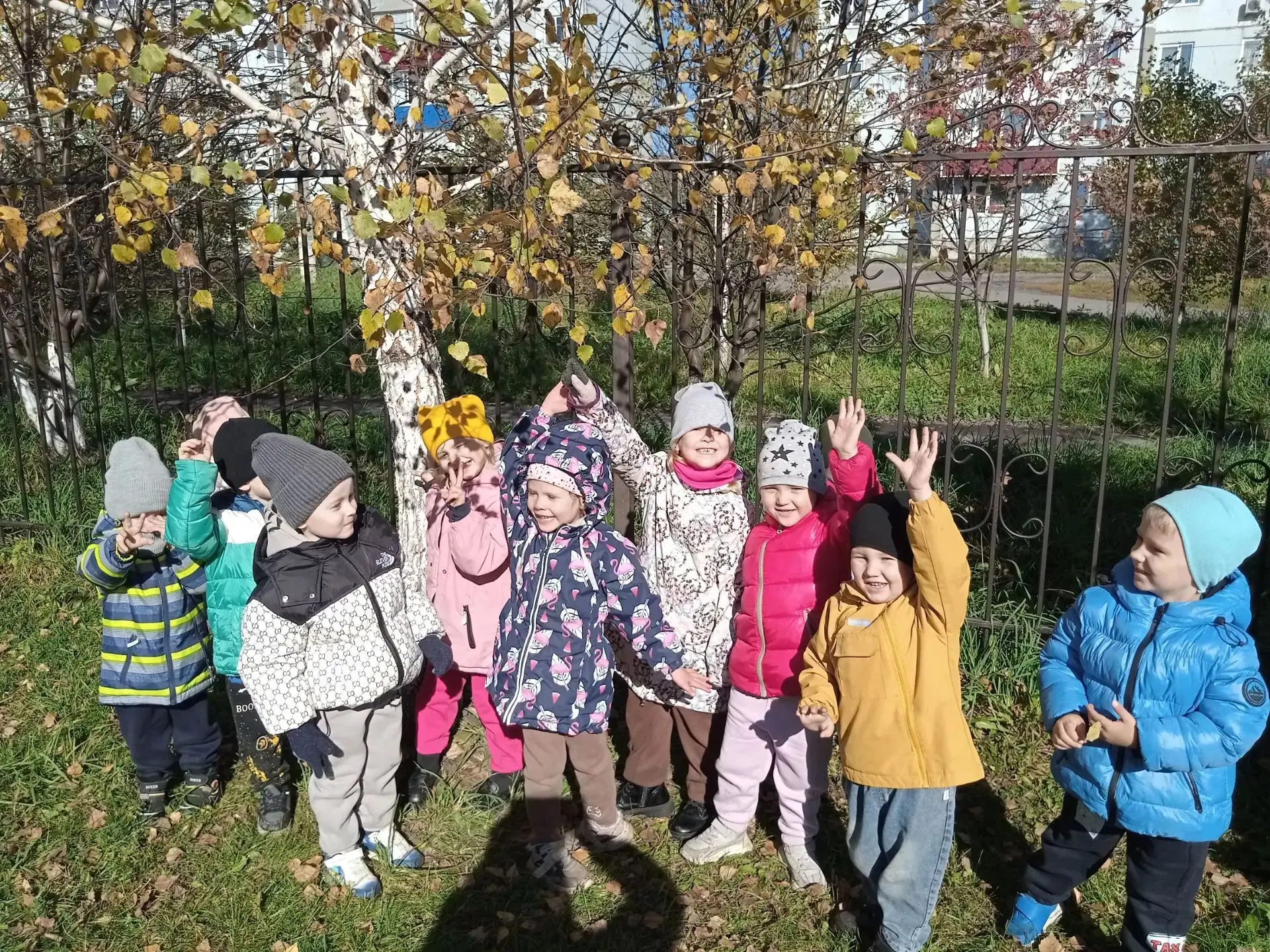 Осенняя прогулка = спорт + творчество 🍁🏀