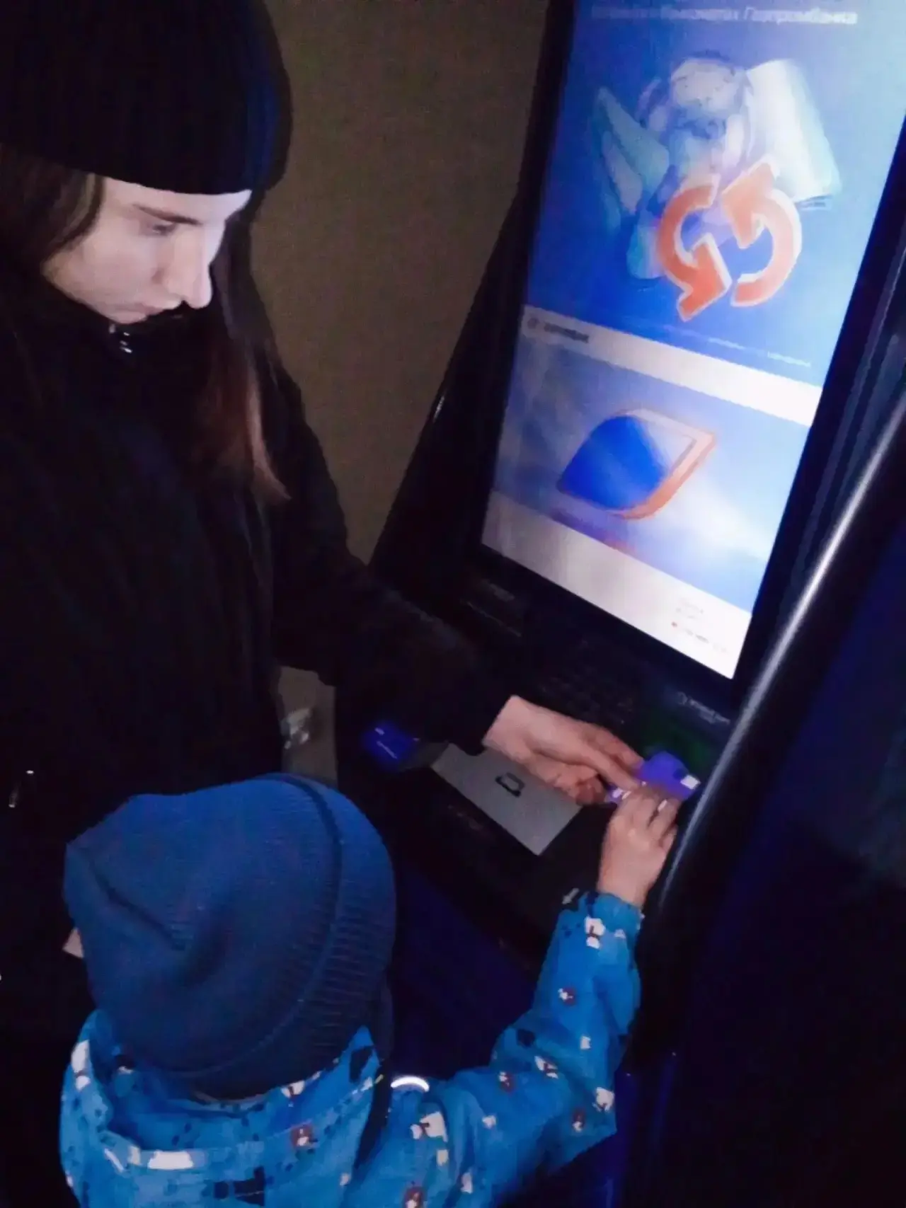 💳 Где живут деньги? Наши ребята отправились в мир банков и электронных кошельков!