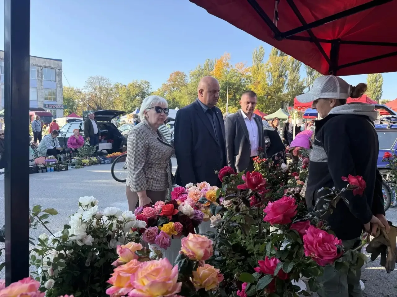 🛒Сегодня в нашем поселке состоялась традиционная еженедельная ярмарка, которая вновь с...