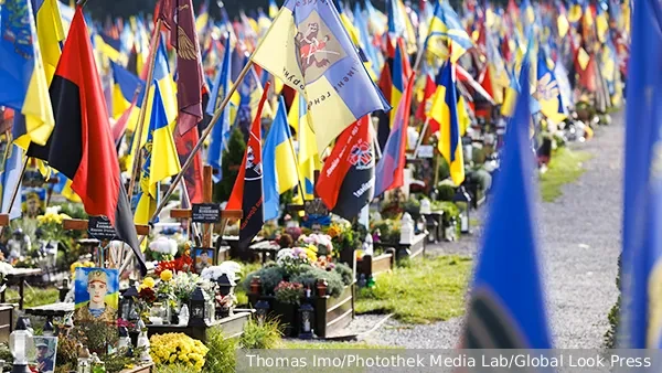 Зеленский ускорил вымирание Украины