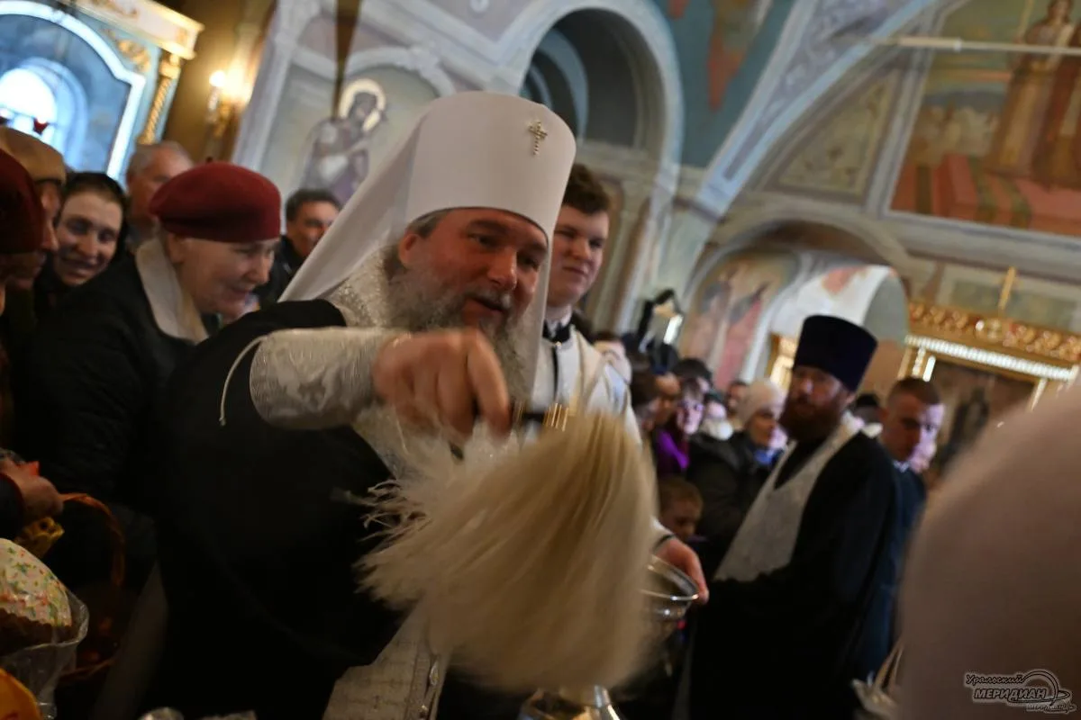 В белорусском Новолукомле освятили икону, созданную нейросетью. На ней — святой Карло А...
