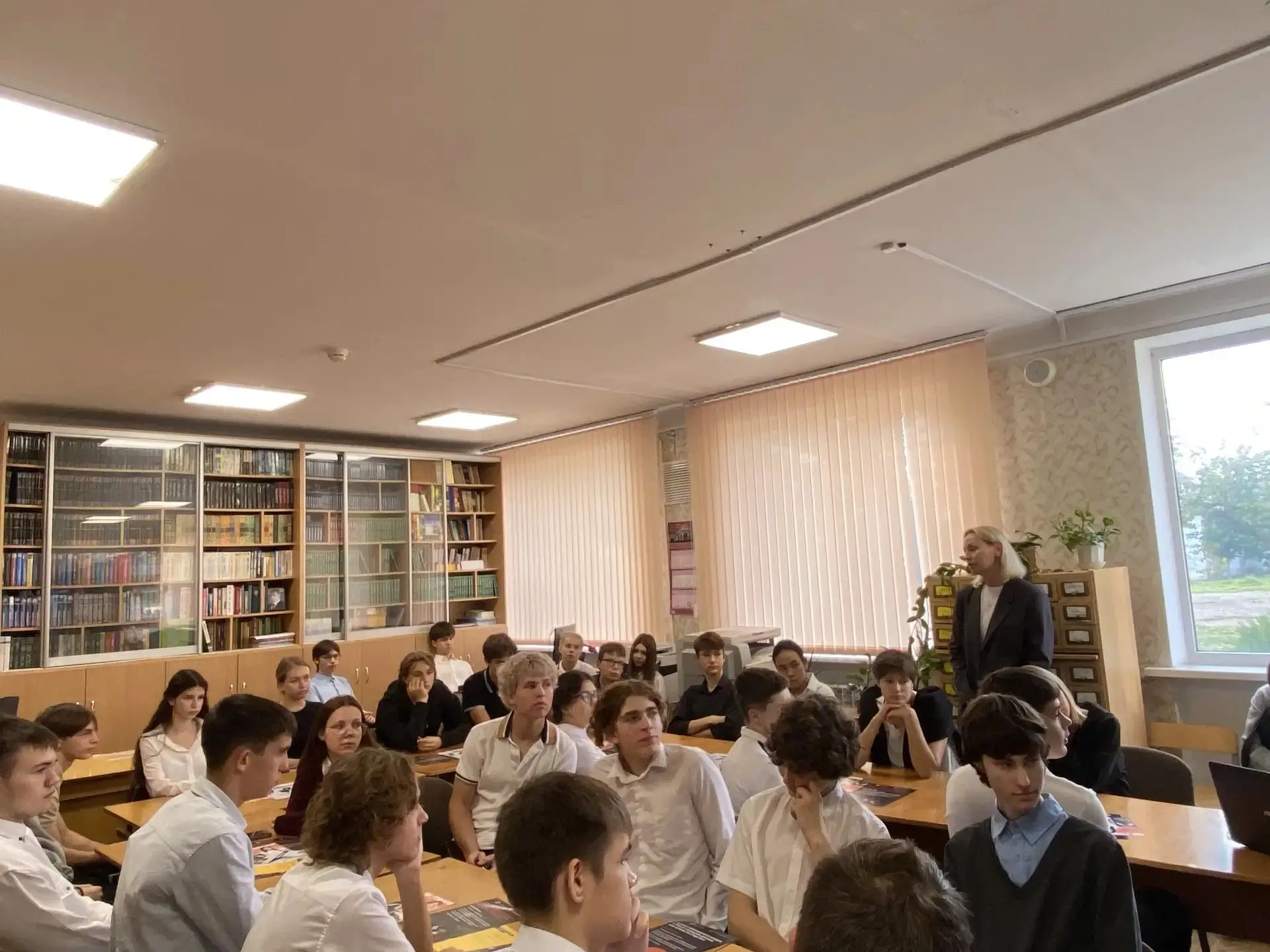 💳💻 Финансовая киберграмотность: важный разговор в 10-А и 11-А