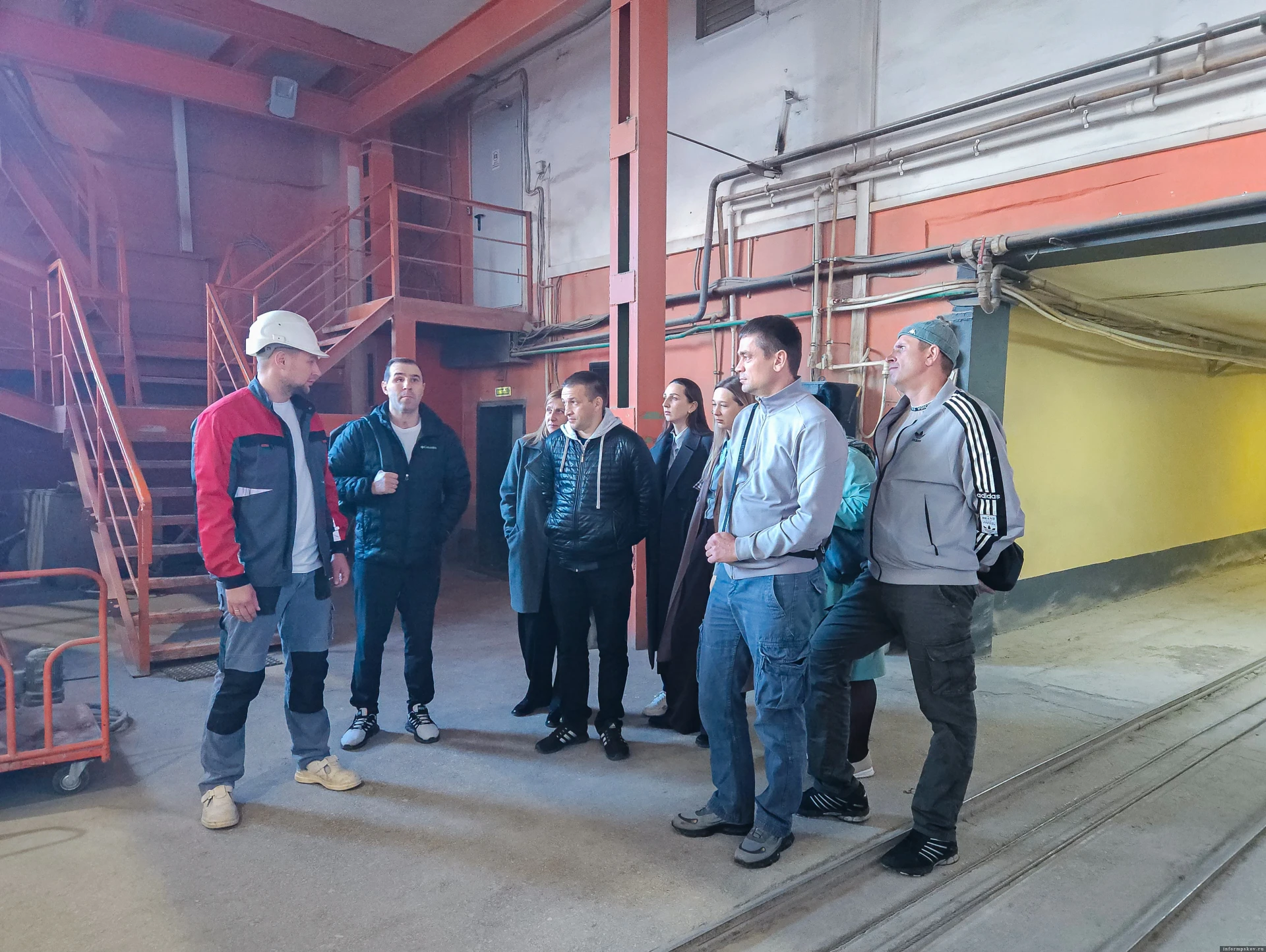 🛠️ Участники СВО побывали на предприятиях Пскова