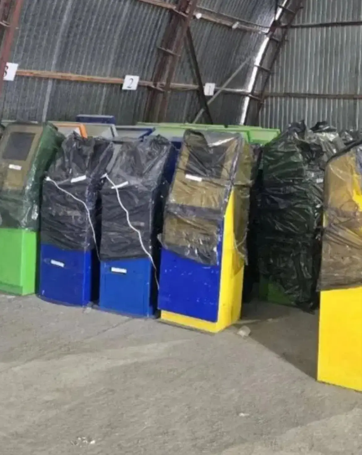 🎰 Мужчина открыл 10 подпольных казино в магазинах Челябинска
