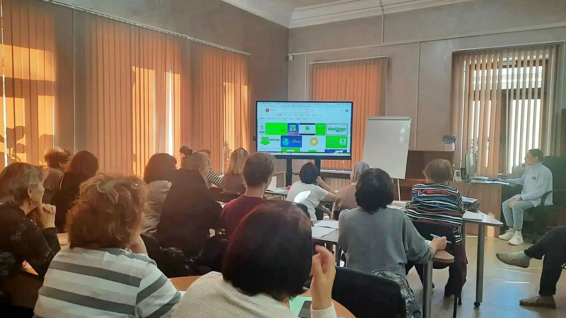 Продолжается изучение английского и китайского языков с нуля в библиотеке № 3 им. Л. Бе...