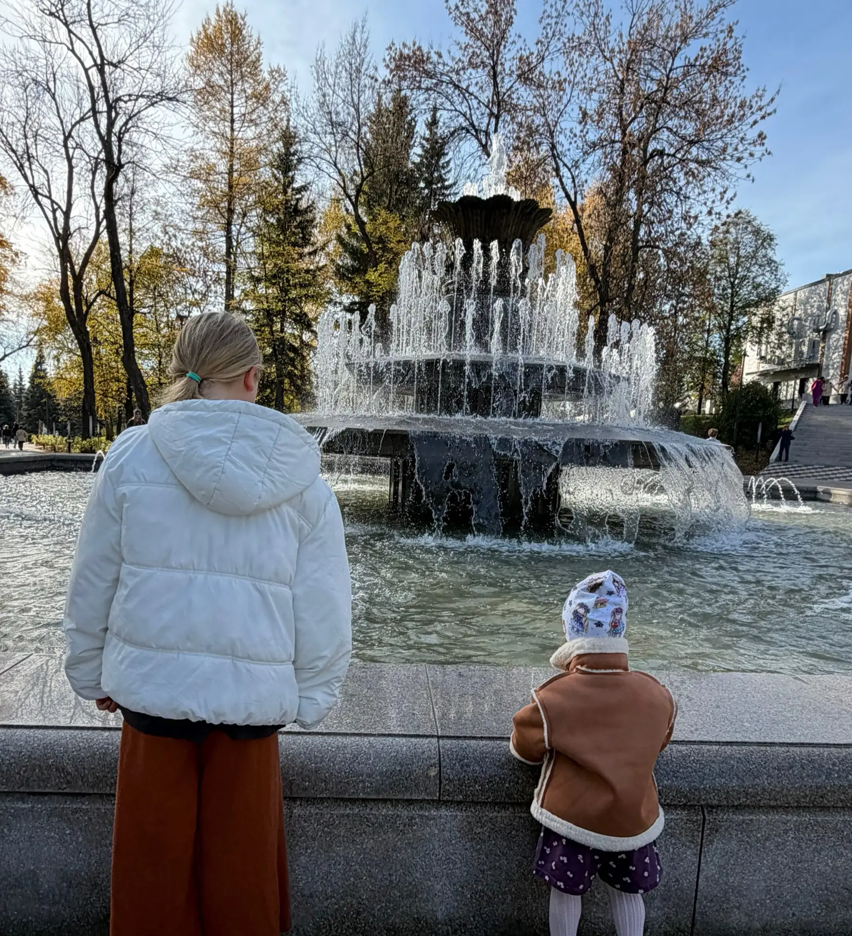 Сегодняшний день как обычно прожили полезно и активно.
