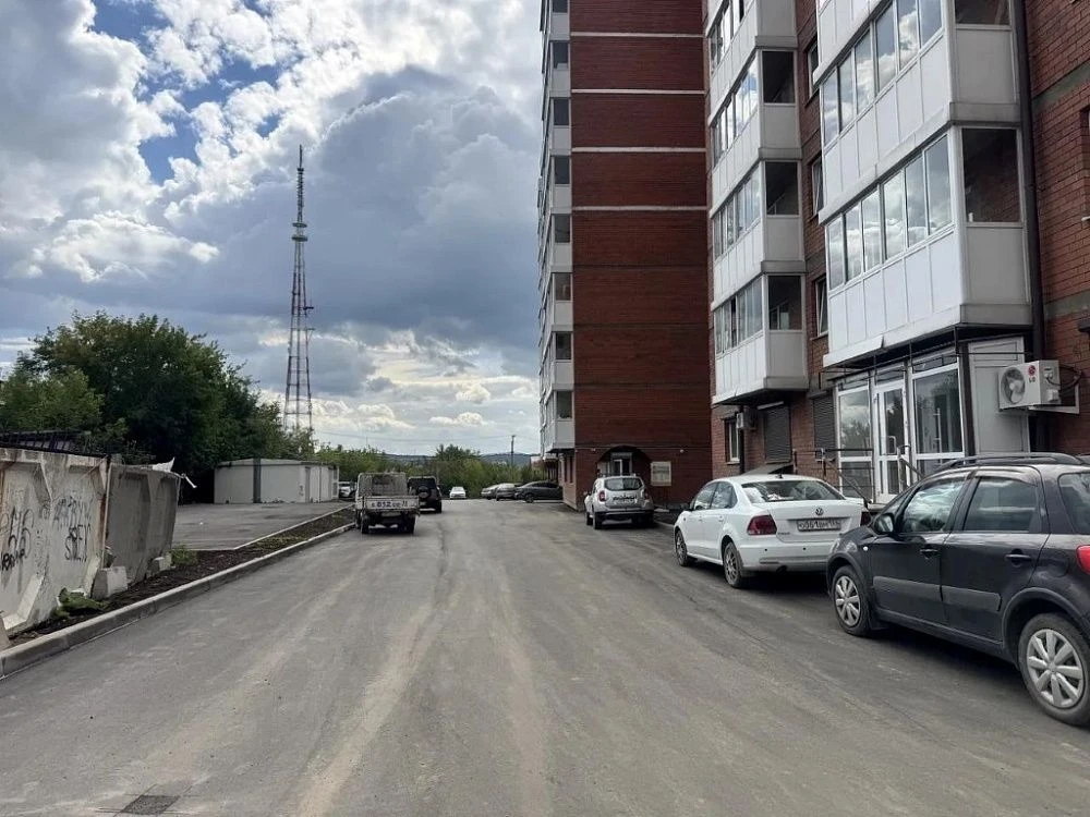💸 Жители Иркутска собрали полмиллиона, чтобы победить в конкурсе и обновить двор