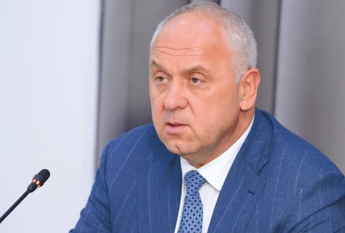 🚨 На сбежавшего экс-министра транспорта Ростовской области Окунева завели второе уголо...