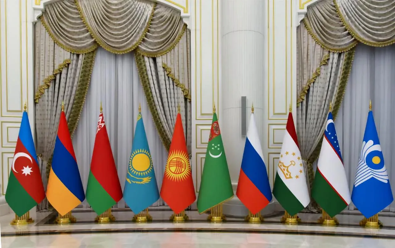 🇰🇿🇰🇬🇹🇯🇹🇲🇺🇿🇦🇿 Президент Киргизии Садыр Жапаров вернулся к идее единой турист...