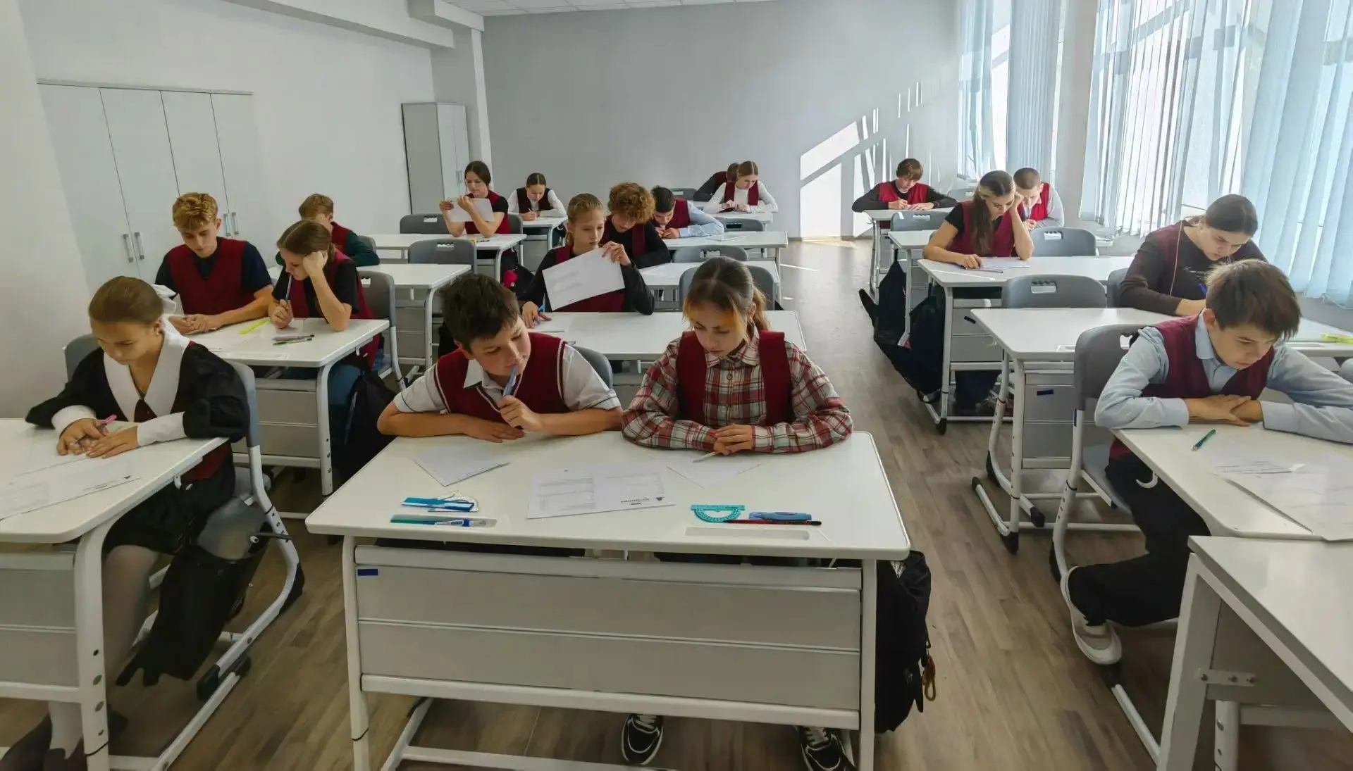 📐 7А и 7Б впервые приняли участие в Международной олимпиаде по математике «Систематика...