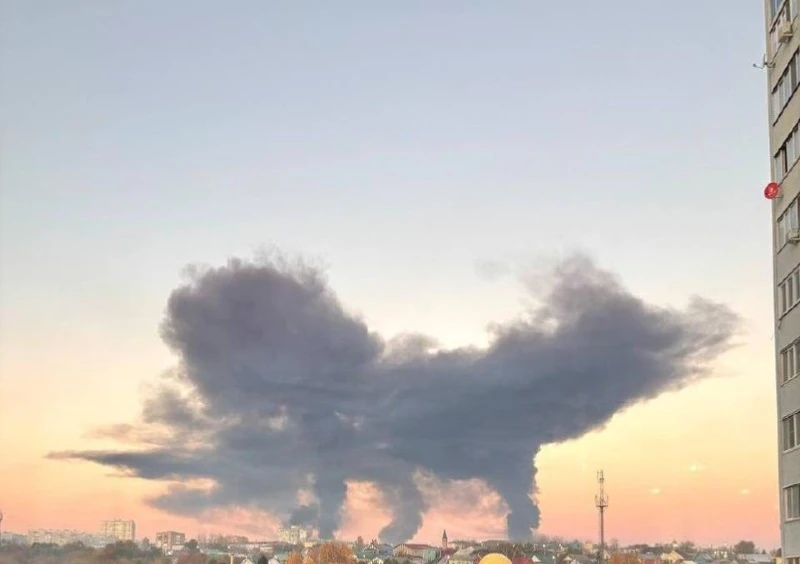 ‼️Новокуйбышевский НПЗ Самарской области попал под атаку БПЛА сегодня утром.
