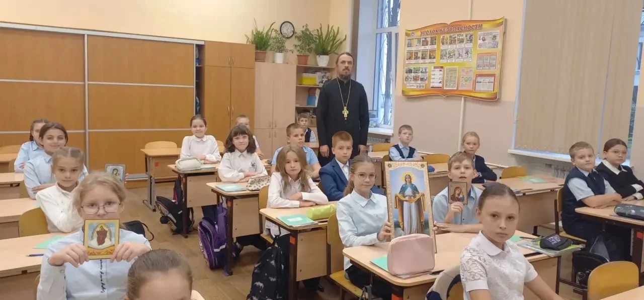 ✨ 15 октября настоятель храма святителя Феодосия Черниговского протоиерей Алексей Латуш...