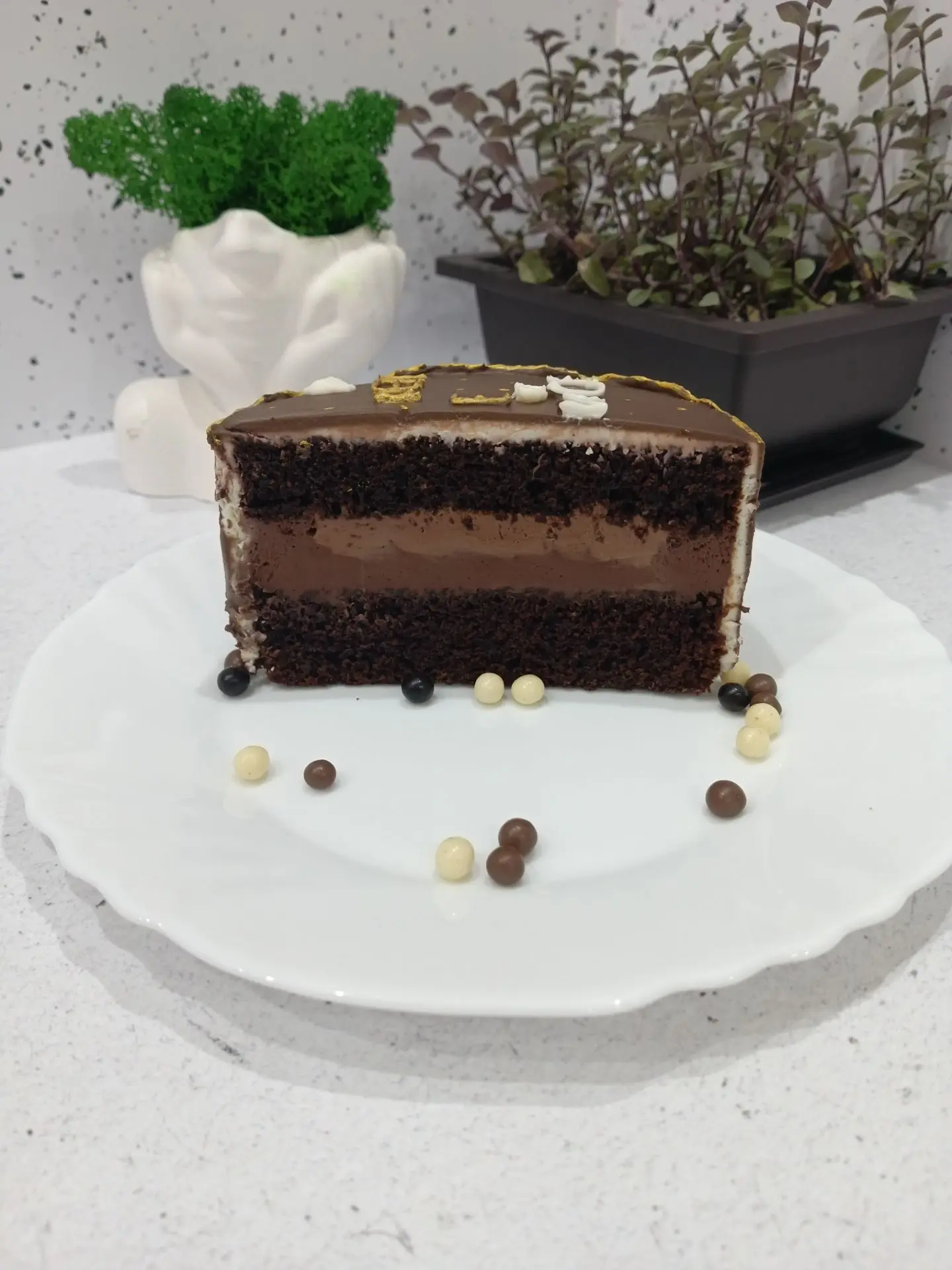 Бенто-торт «Тройной шоколад» — для тех, кто понимает толк в удовольствии! 🍫
