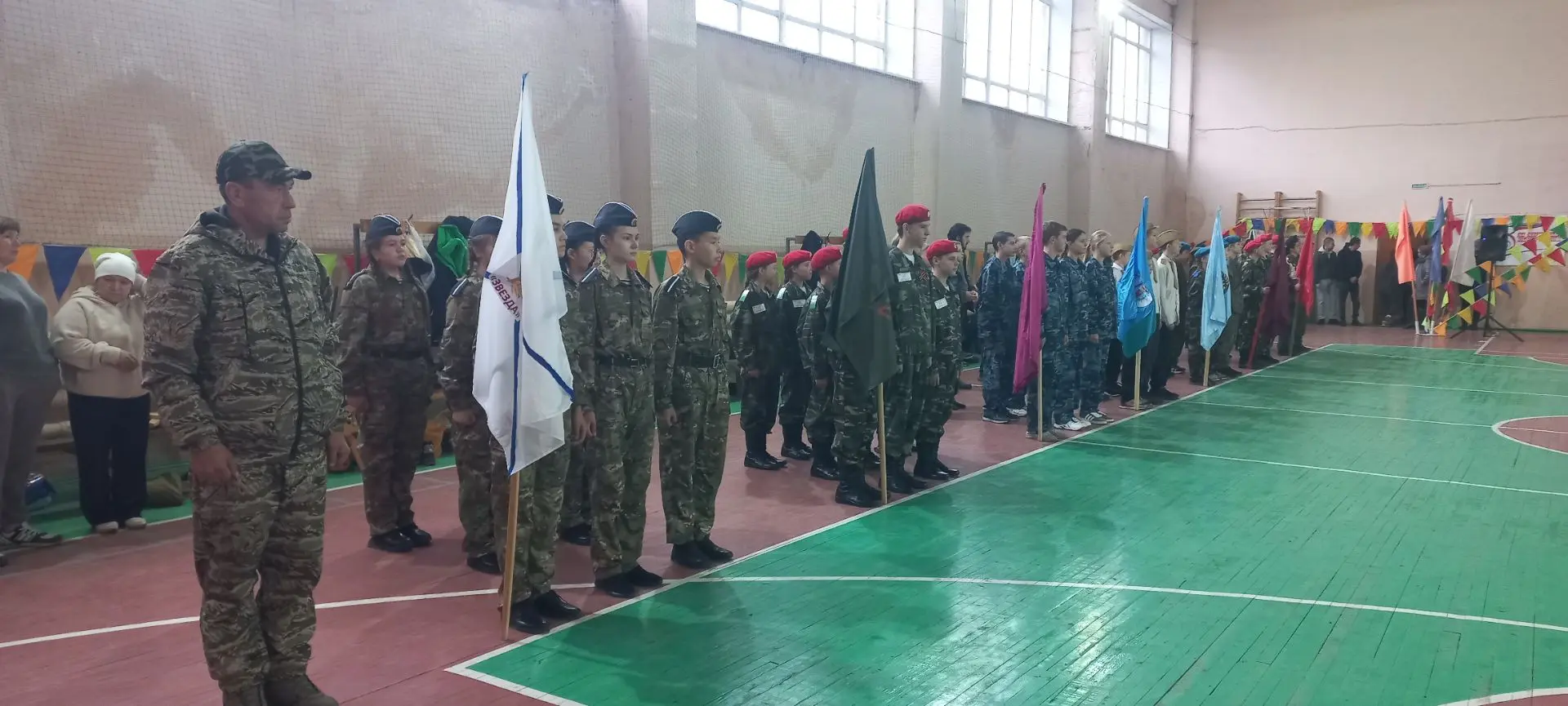 Состоялось построение и торжественное открытие соревнований XIII районной гражданско‑па...
