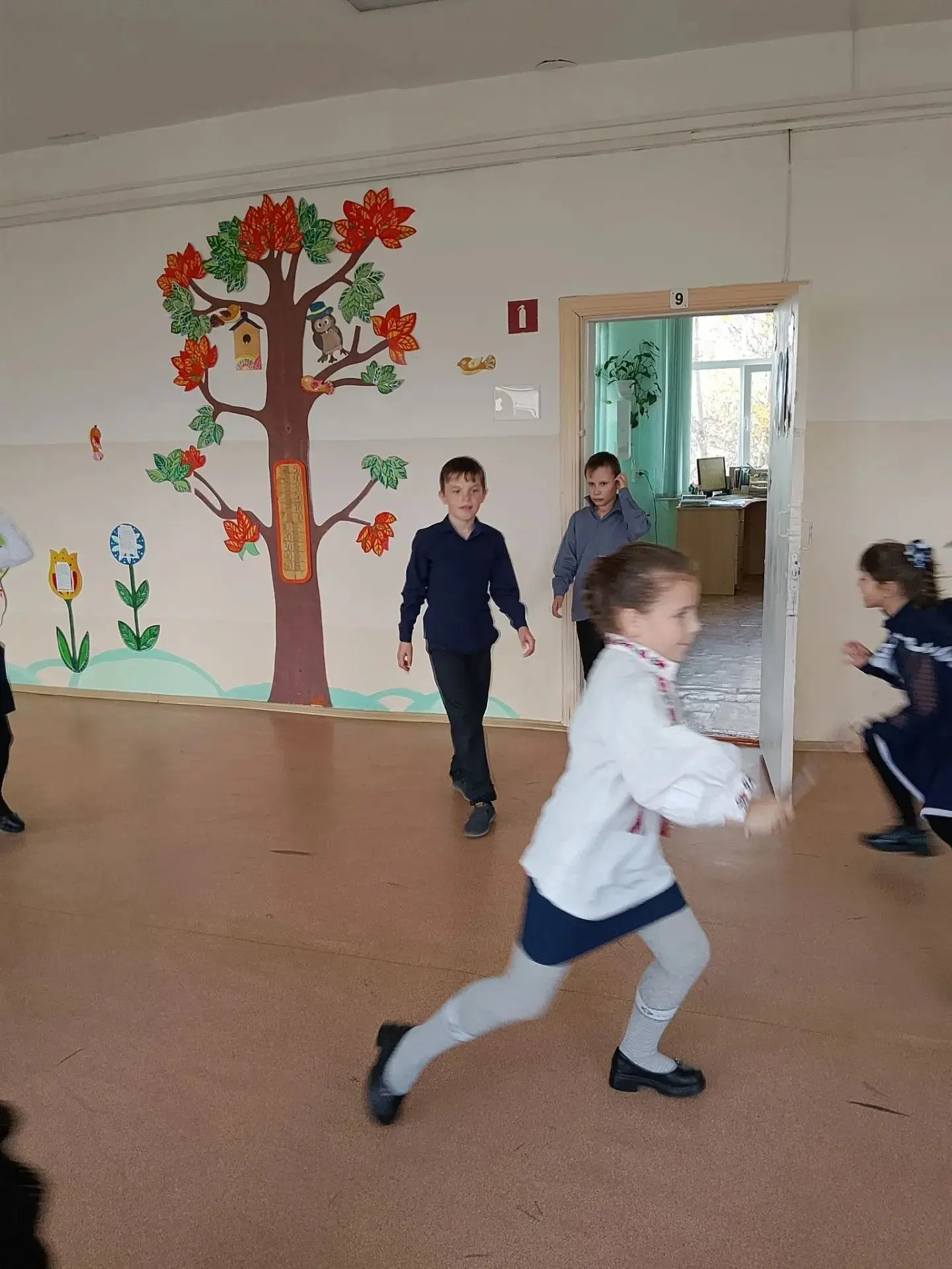 В первом корпусе в рамках фестиваля «Народы России. Нити дружбы» прошёл яркий этнографи...