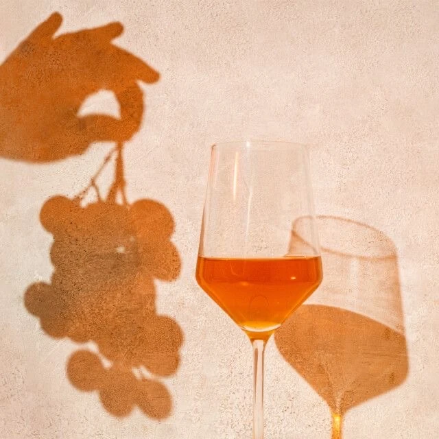 6 ОКТЯБРЯ — ДЕНЬ ОРАНЖЕВОГО ВИНА 🧡