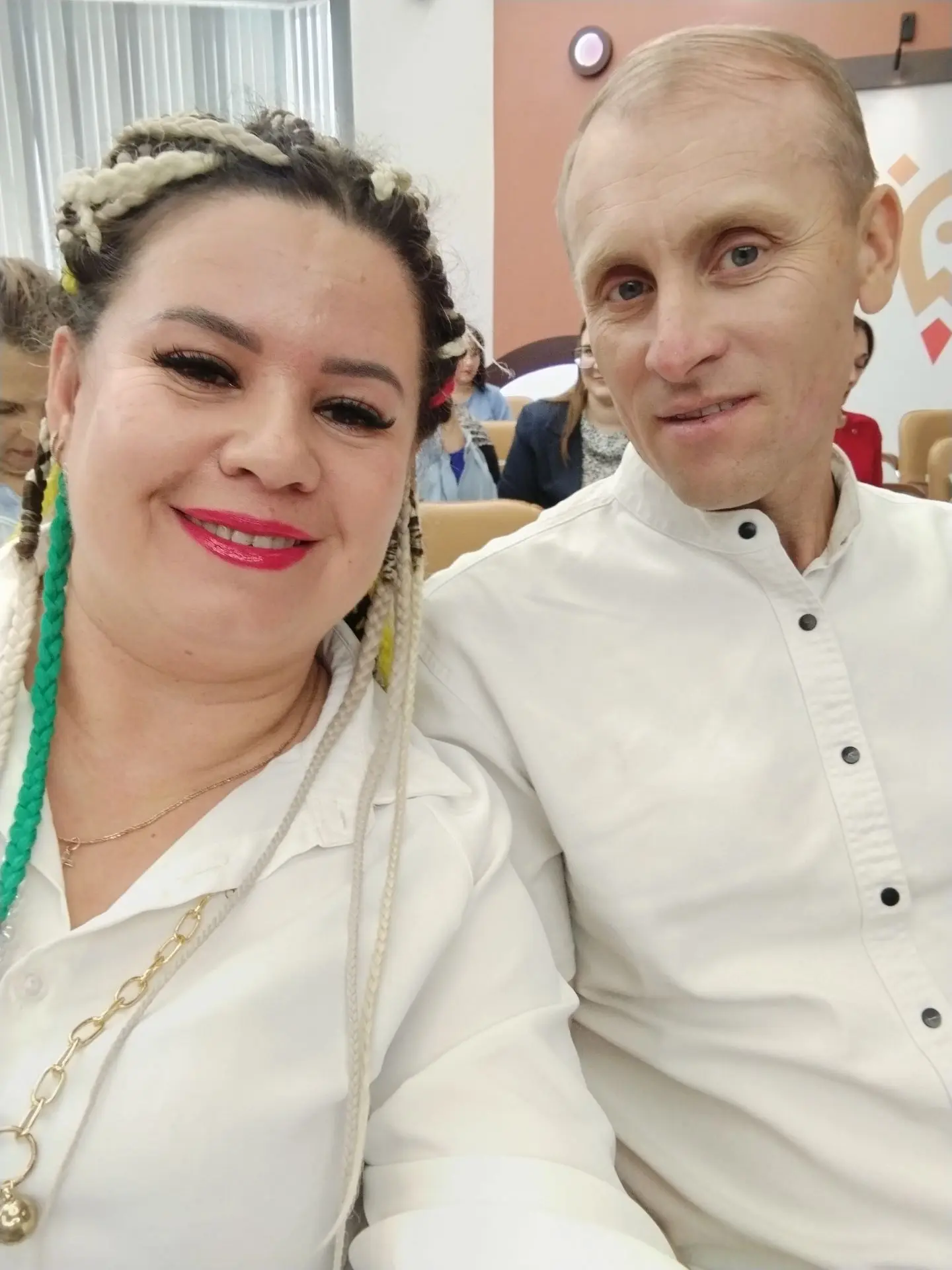 Сегодня мне поступило предложение от своей знакомой🥰