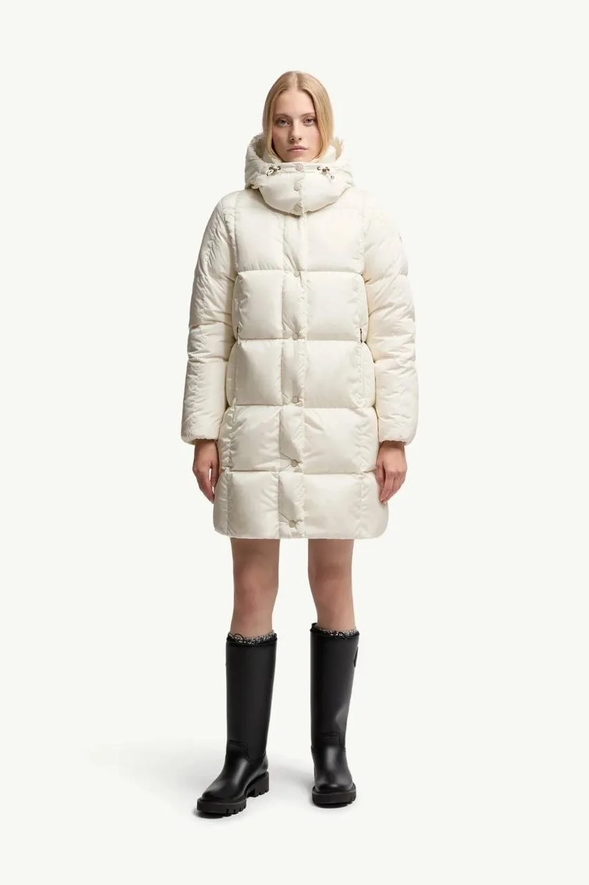 Moncler  ☃️