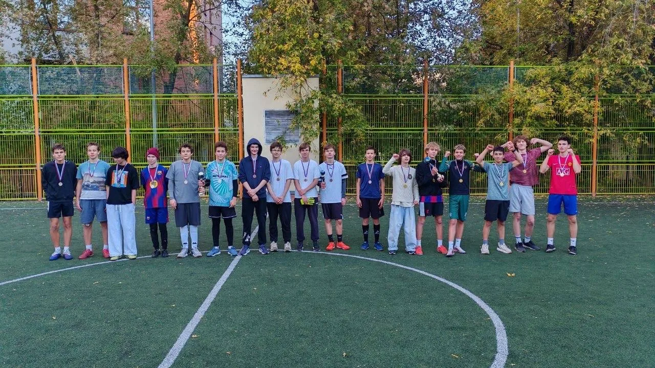Завершился чемпионат Пятьдесят седьмой по футболу среди 8-9 и 10-11 классов!