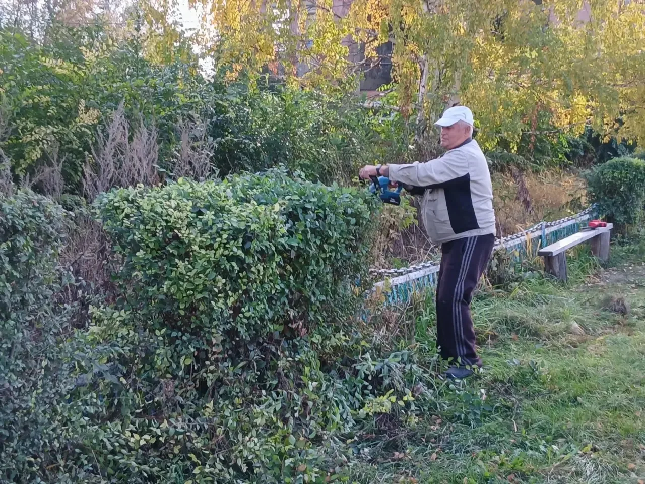 🍁🍂🚜В минувшую субботу в муниципальном образовании прошел осенний субботник, объедини...