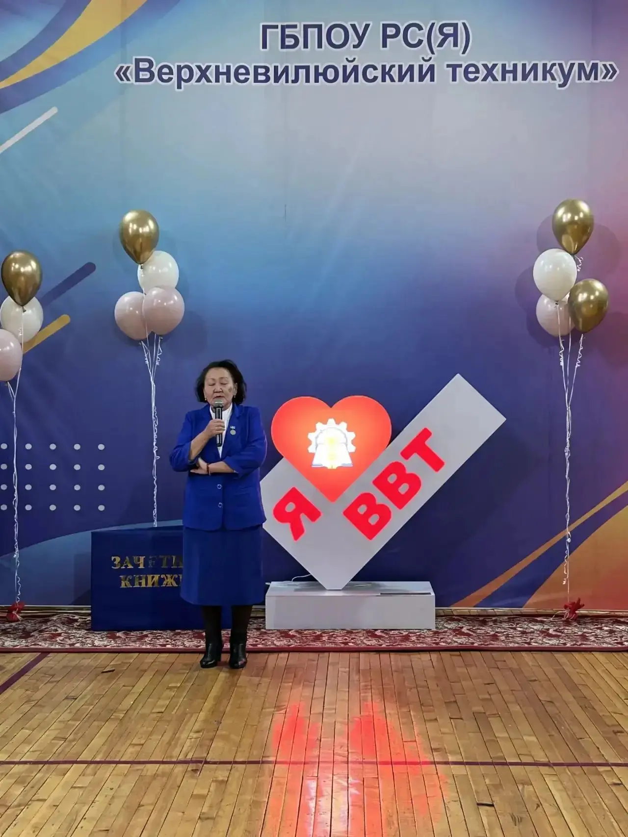 👩🏻‍🎓🧑🏻‍🎓Вчера еще школьник - сегодня студент!