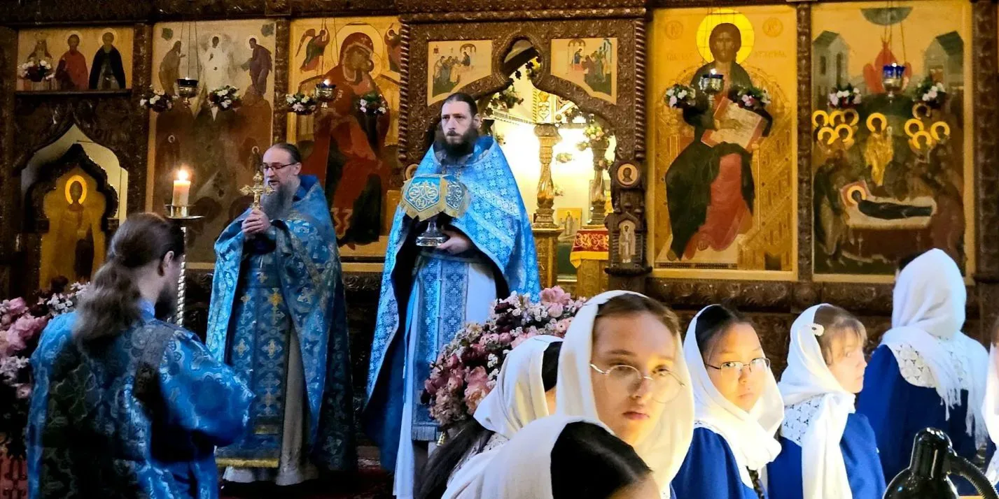Литургия на Покров.