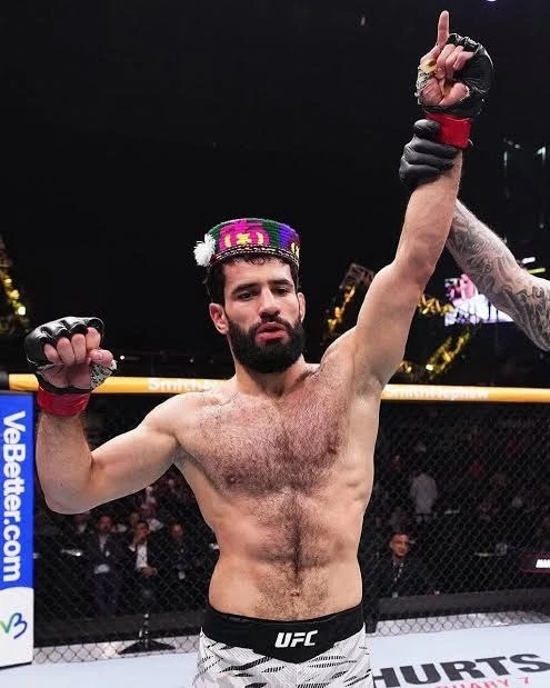🥊 Известный таджикский боец Мухаммад Наимов покинул UFC.