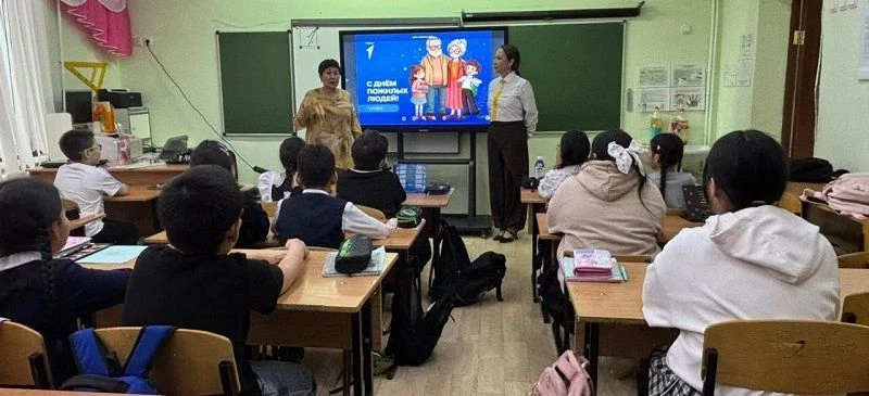 Уроки доброты и мастерства: как в Казачинской школе отметили День пожилого человека