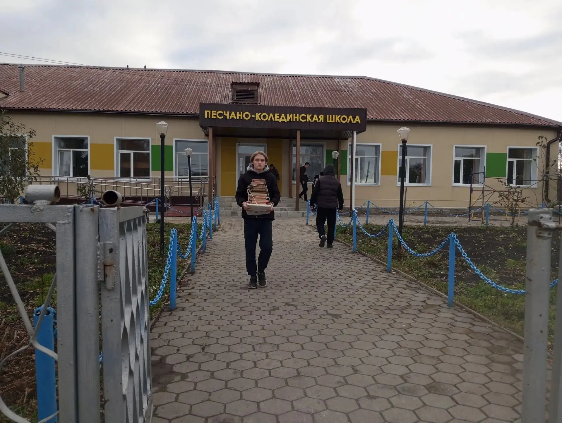 Наша школа — в числе эко-героев! Участвуем в «БумБатле»