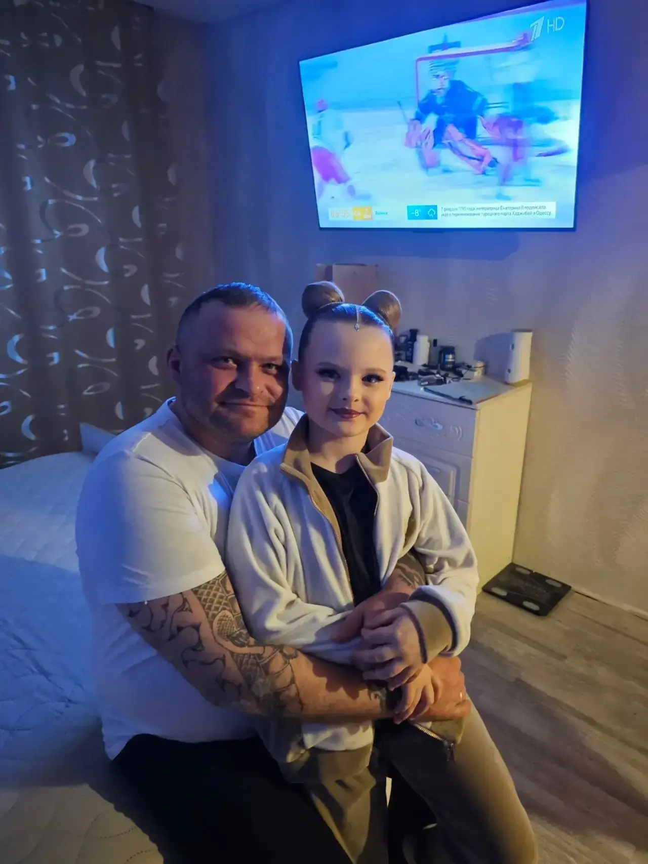 «Мой папа — герой, потому что он верит в мои победы. Когда он рядом, я чувствую, что вс...