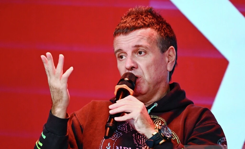 Андрей Губин сообщил, что выпустит новые треки после того, как решит проблемы со здоров...