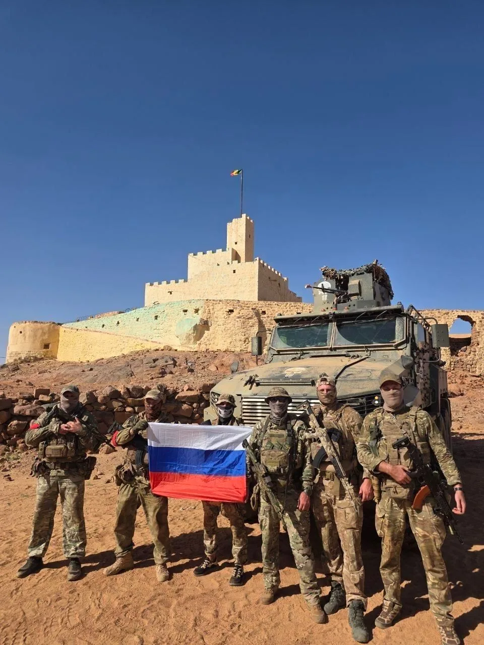 Российские бойцы выбили террористов из ключевого города Мали.