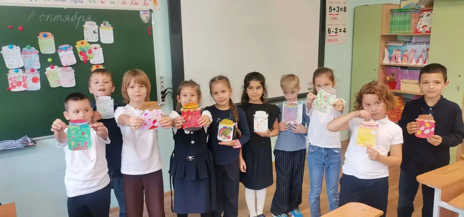 🍅 «Бумажная банка» от 2 «А»: консервируем творчество!
