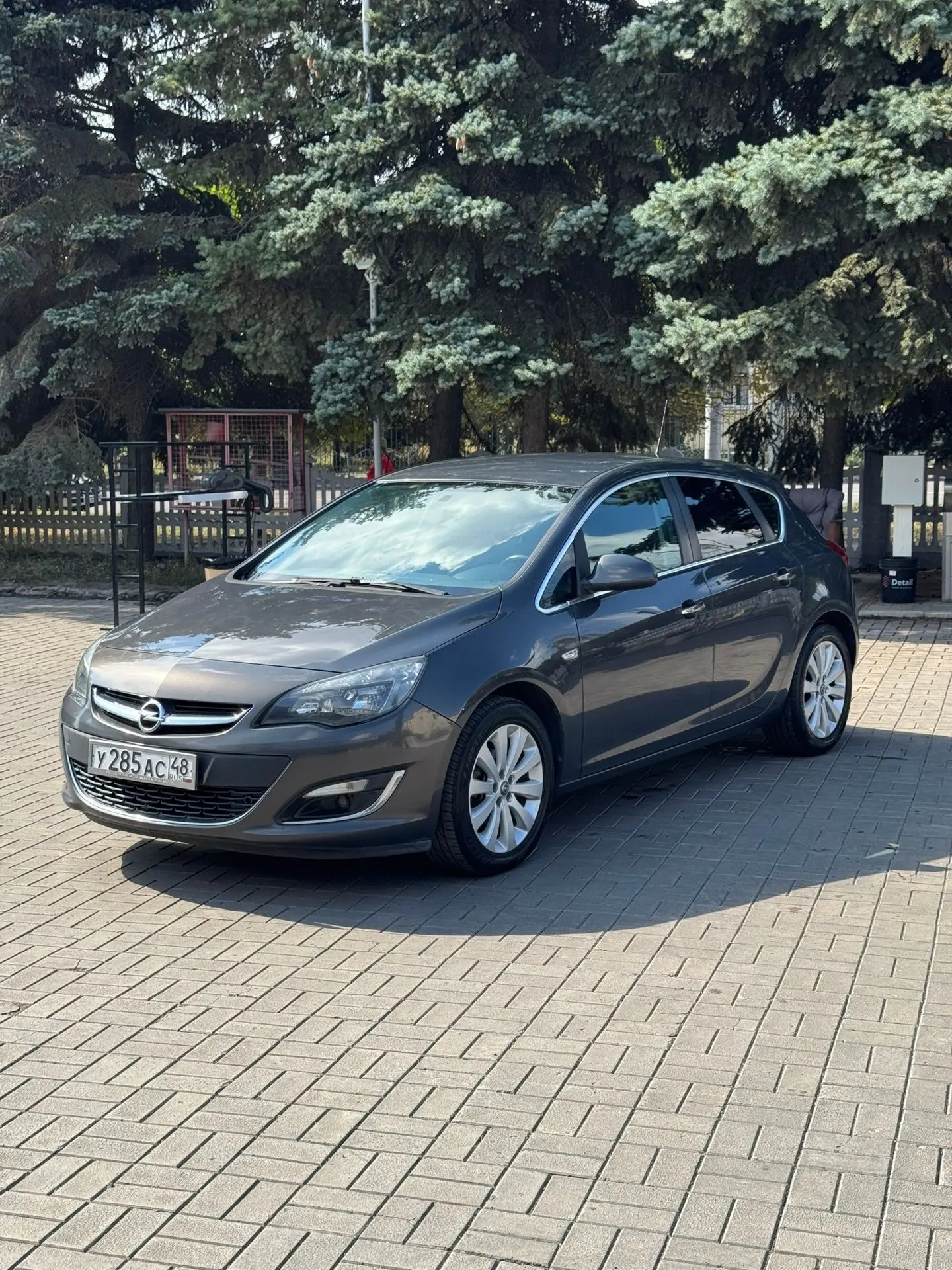 Продается  Opel Astra 2013  рестайлинг