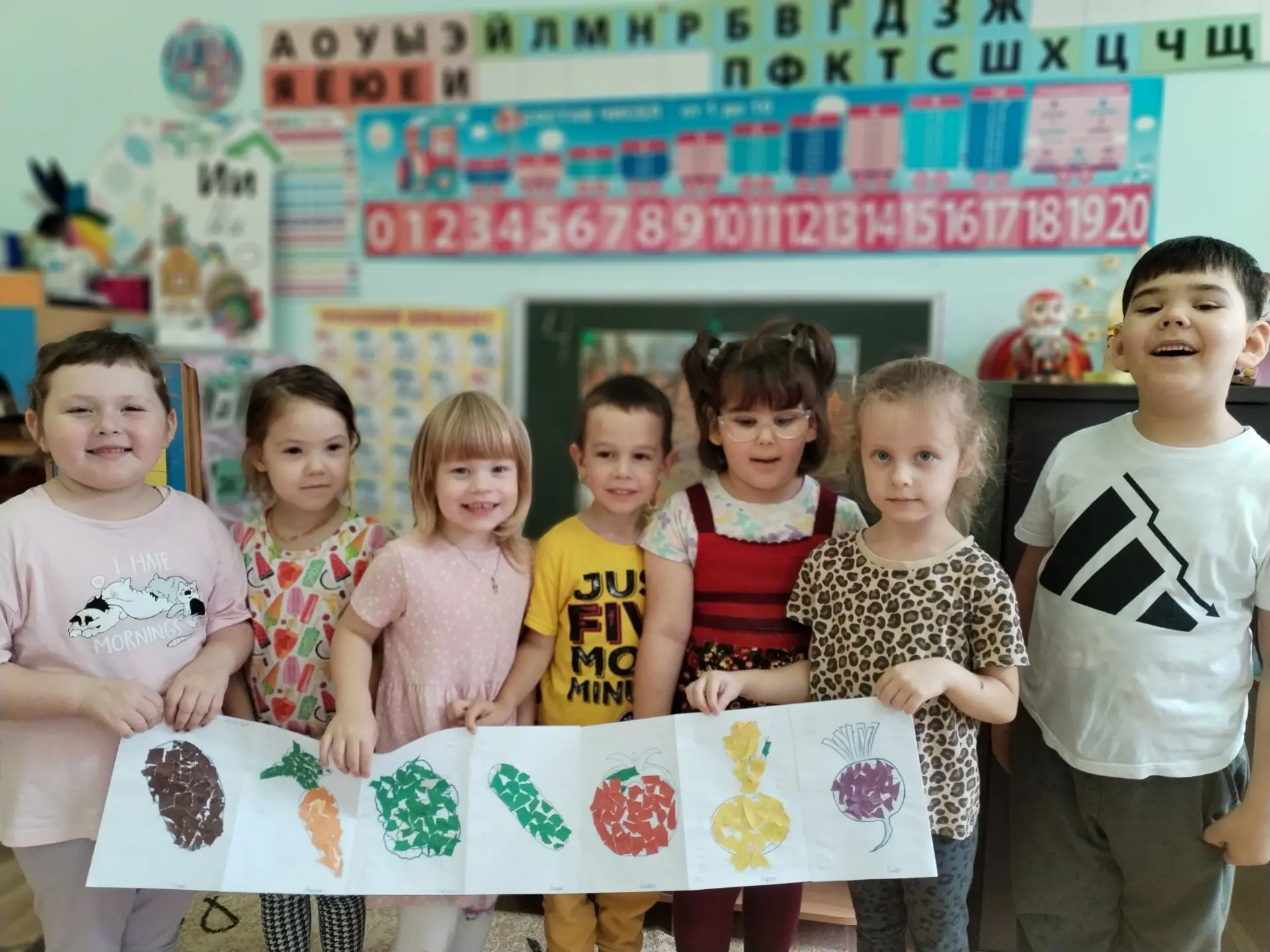 Аппликация "Ширма из овощей" Закрепляем  знания об овощах, развиваем мелкую моторику и ...