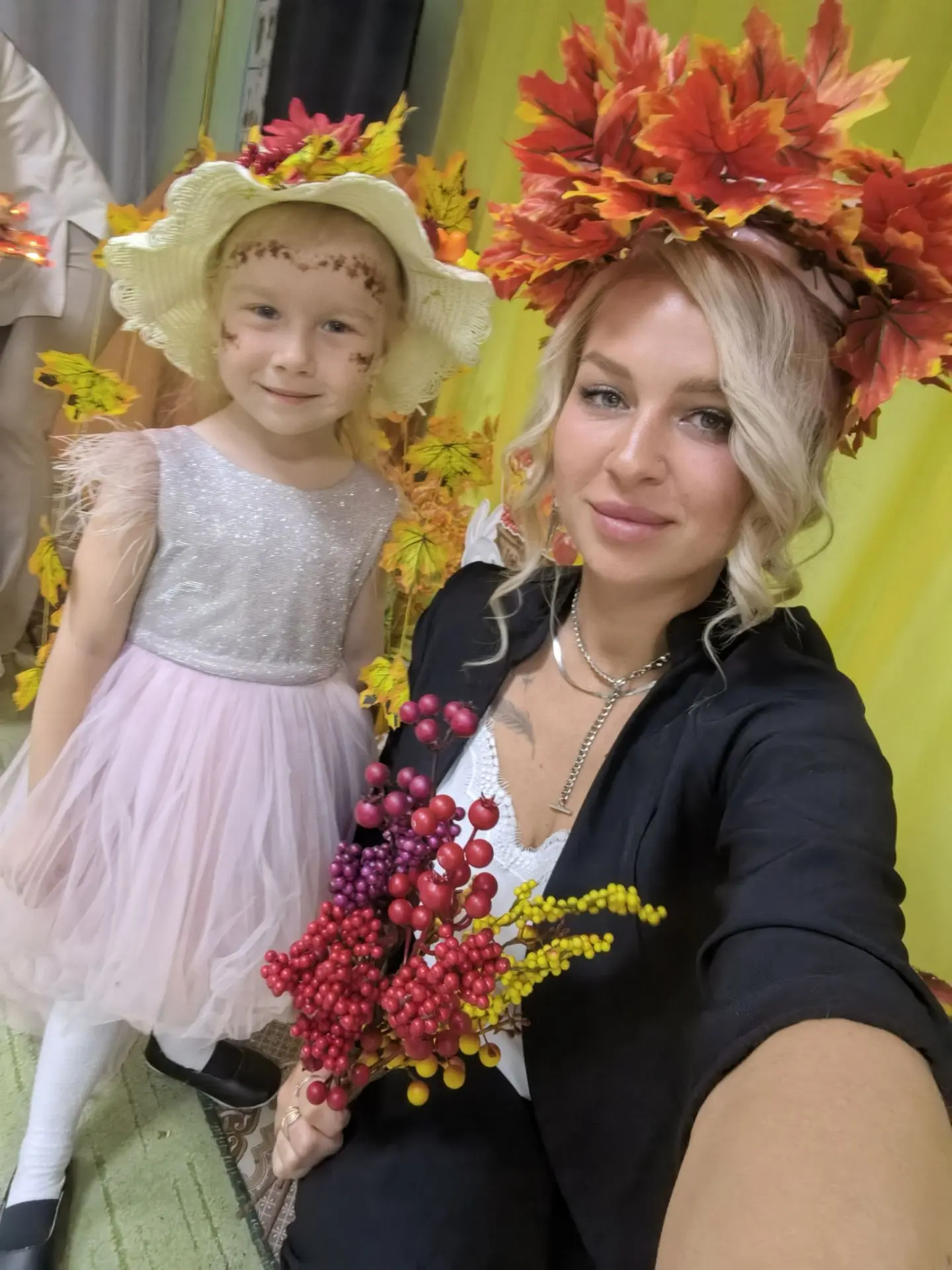 Вчера в садике проходил праздник "Дефиле в шляпках" 👒