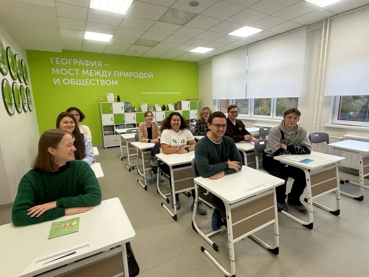 💡Вдохновляя на науку: встреча студентов-наставников Новомосковского института РХТУ им....