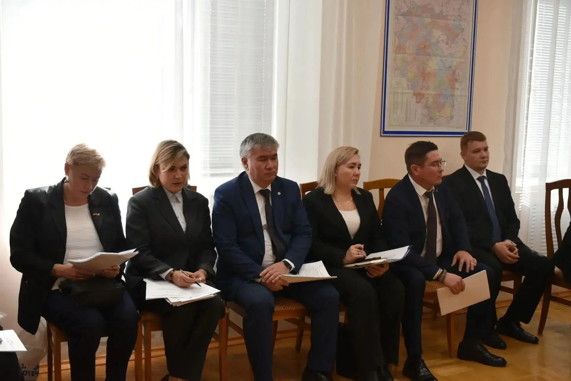 Сегодня наш район с рабочим визитом посетил заместитель Премьер-министра Правительства ...