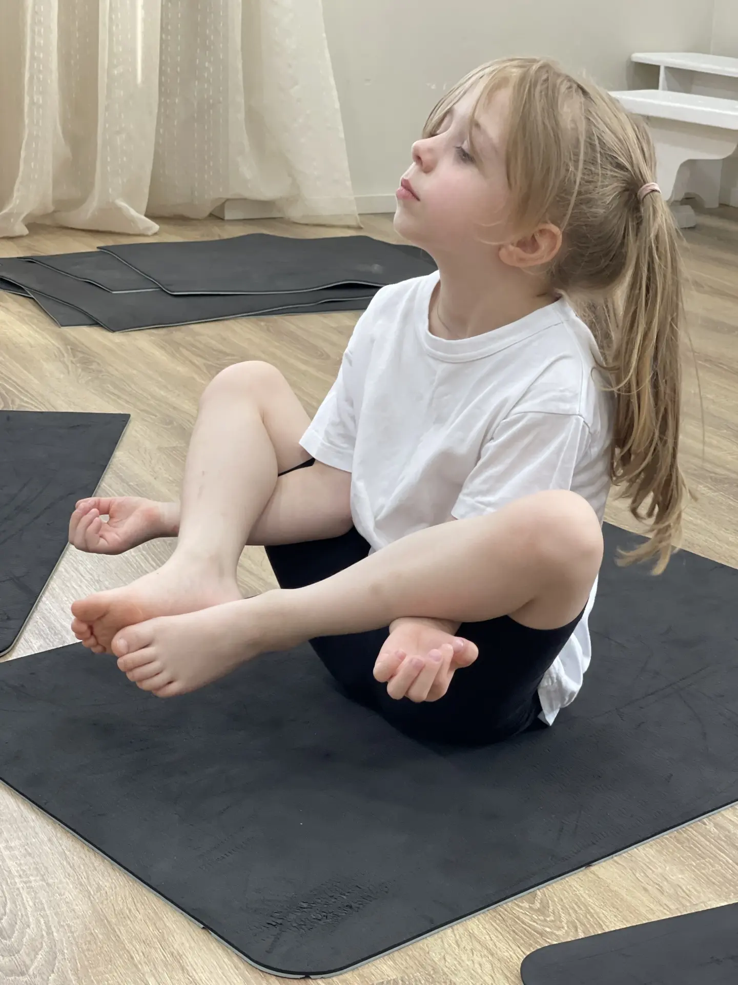 Наша праздничная йога 🧘‍♀️ 🧘‍♂️🎉