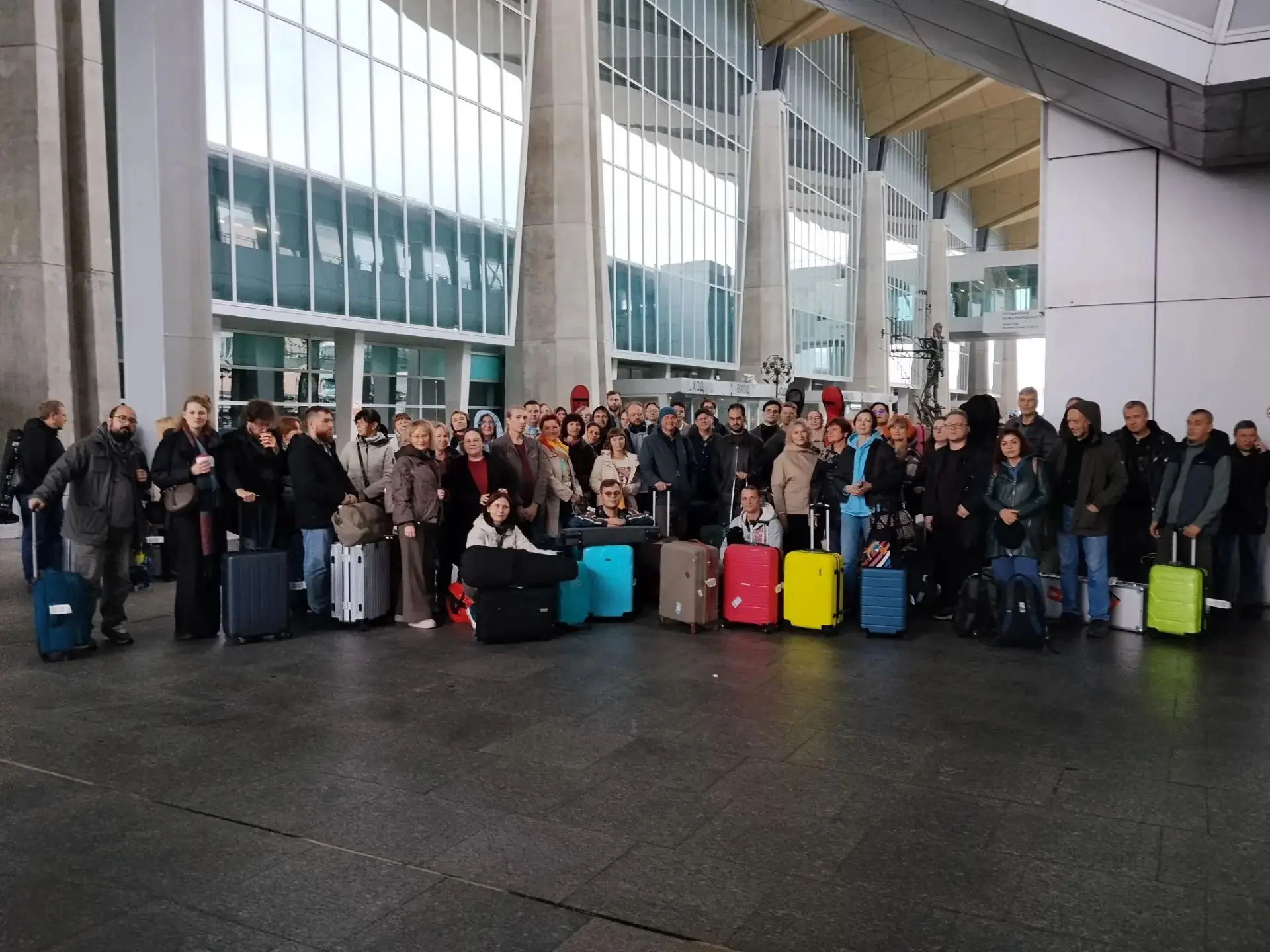 ✈️ Хроники гастролей: Дорожный триллер и сибирский характер