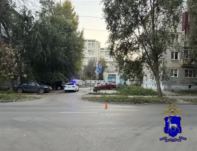 В Самаре 11-летняя девочка переходила дорогу в неположенном месте и попала под машину
